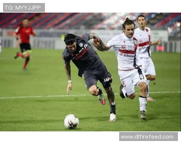 乌甲希尼克体育迎战强敌力争主场胜利展现球队实力与决心