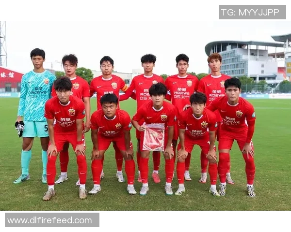 上港主场迎战北京人和力争全取三分争夺联赛冠军荣耀