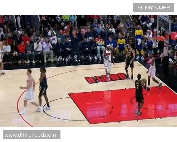 勇士与魔术激战11月27日赛场精彩回顾与分析