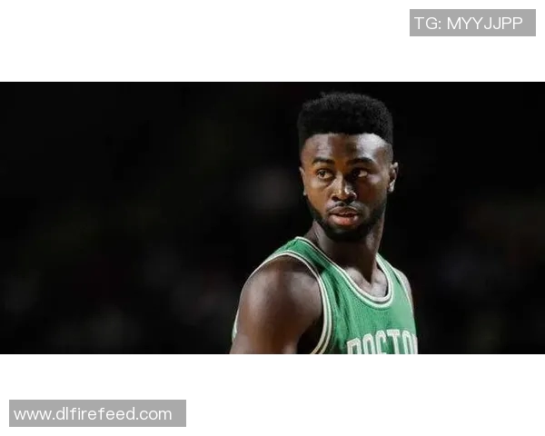 杰伦布朗在NBA赛季中的精彩表现与未来发展潜力分析