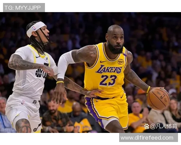 詹姆斯在湖人比赛中的精彩表现全程录像回顾与分析