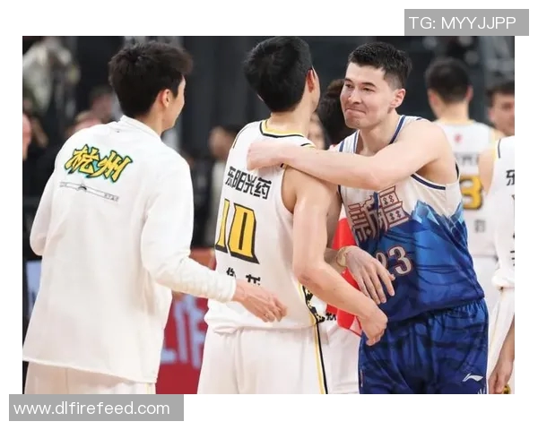 CBA激战新疆男篮与辽宁男篮巅峰对决精彩瞬间回顾与分析